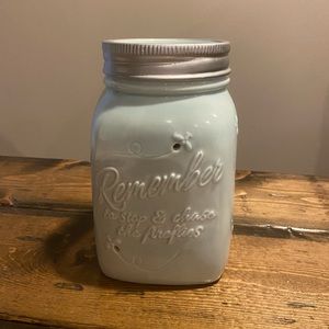 Chasing Fireflies Scentsy Warmer